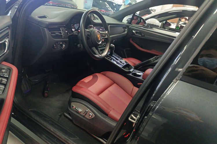 保时捷 2022款 Macan 2.0T中控内饰19