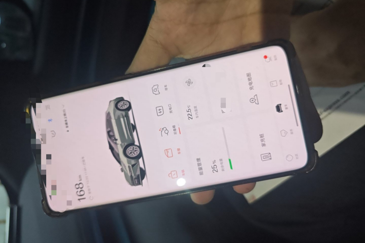 极氪001 2024款 WE版 95kWh 四驱中控内饰11