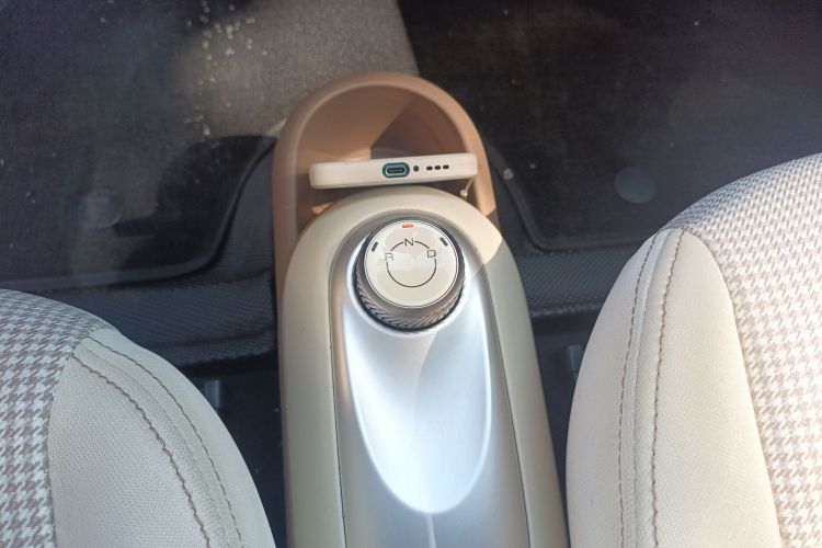 五菱汽车 宏光MINIEV 2025款 四门版 进阶款局部细节18