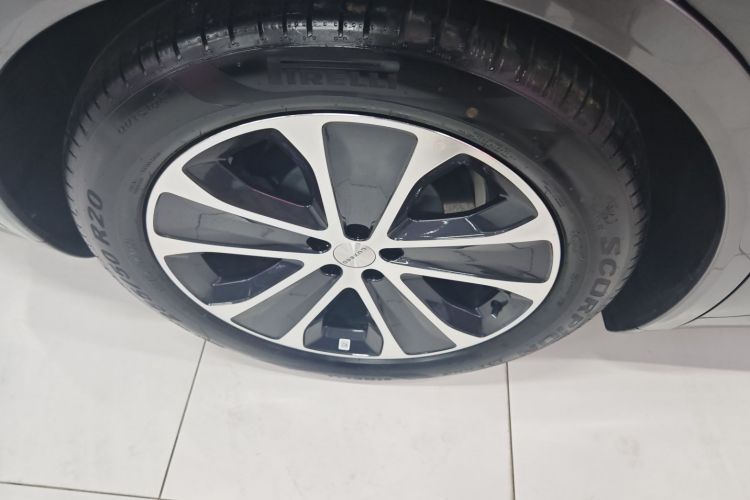 鸿蒙智行 智界R7 2024款 纯电 802km Max车身外观6008