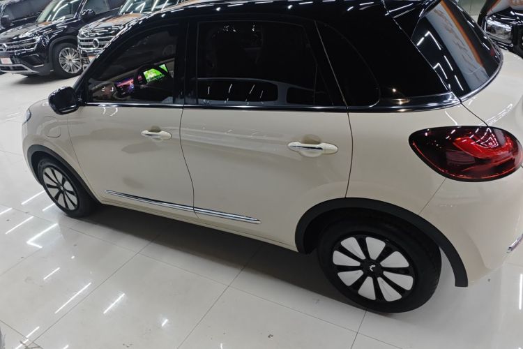 五菱汽车 五菱缤果 2025款 333km 灵犀尊享款车身外观6003