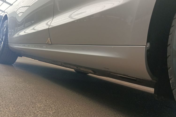 鸿蒙智行 问界M5 2022款 增程四驱旗舰版局部细节9002