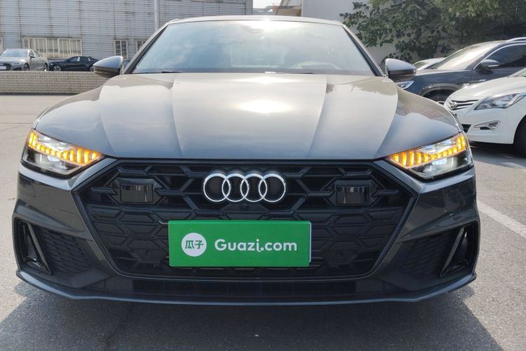 奥迪A7 2024款 45 TFSI 臻选型车身外观2