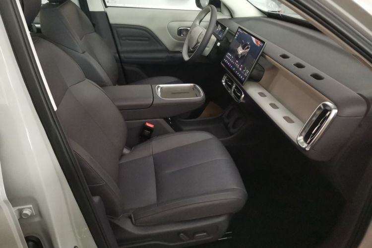 零跑汽车 零跑B10 2025款 510悦享版局部细节41