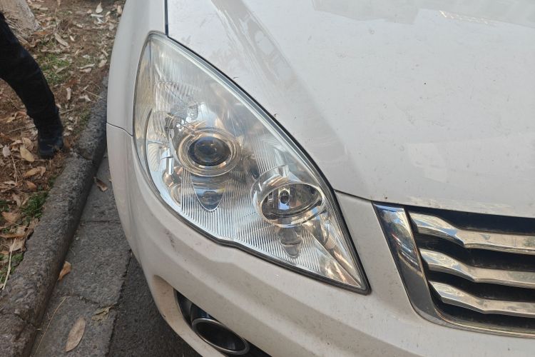 哈弗H6 2016款 升级版 1.5T 自动两驱精英型车身外观8