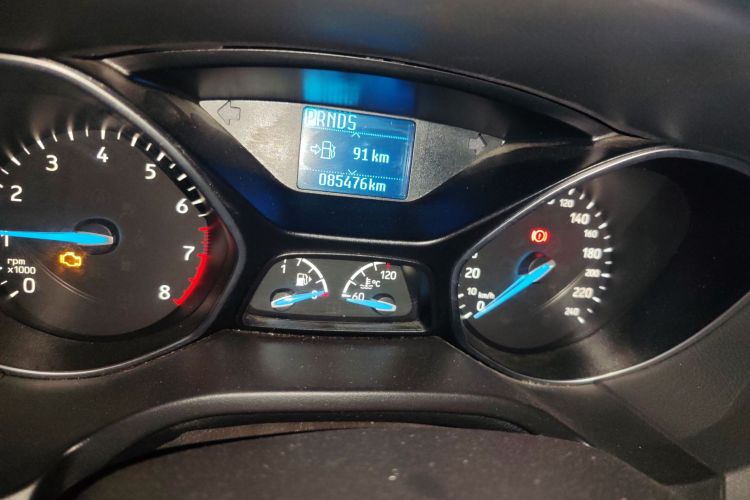 福特 福克斯 2017款 两厢 1.6L 自动风尚型智行版中控内饰15