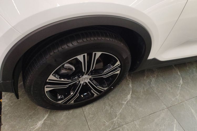 沃尔沃XC40 2022款 T4 四驱智远豪华版车身外观6007