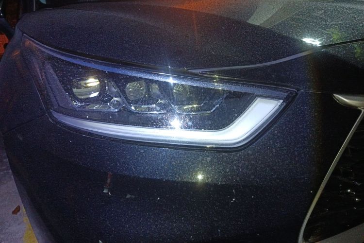 丰田 汉兰达 2024款 2.5L智能电混双擎两驱精英版 5座车身外观8