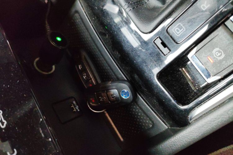 启辰T90 2020款 2.0L CVT智联畅行版中控内饰7001