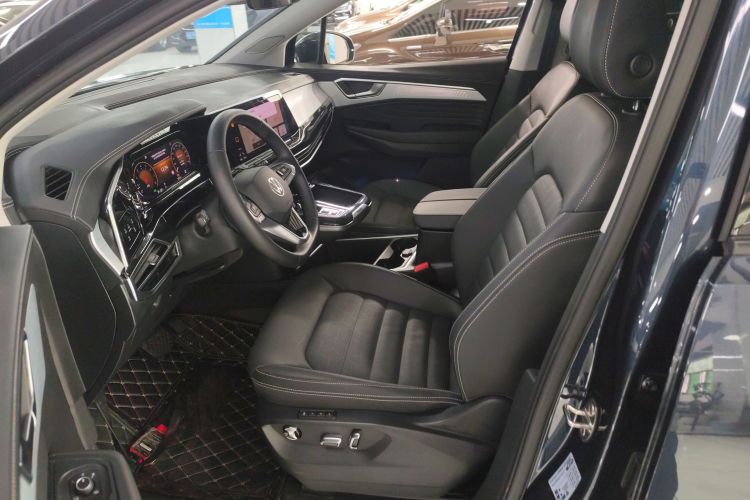 大众 揽境 2024款 380TSI 四驱豪华佳境版Pro 6座中控内饰19
