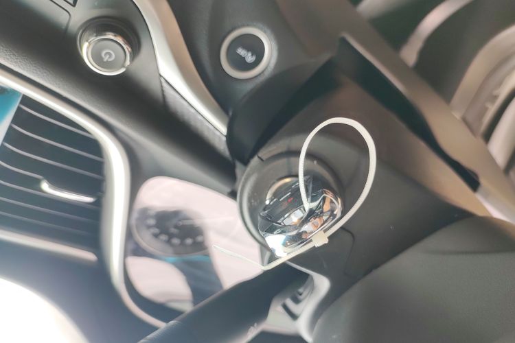 别克 英朗 2021款 改款 典范 1.5L 自动精英型中控内饰11