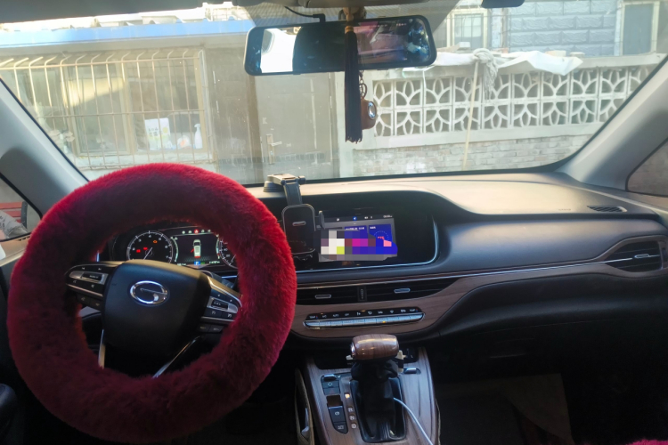 广汽传祺 传祺M6 2019款 270T 自动尊享版（七座）国V中控内饰12