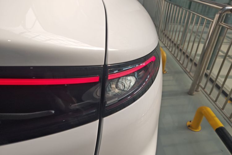 智己汽车 智己LS6 2026款 纯电 Max车身外观9