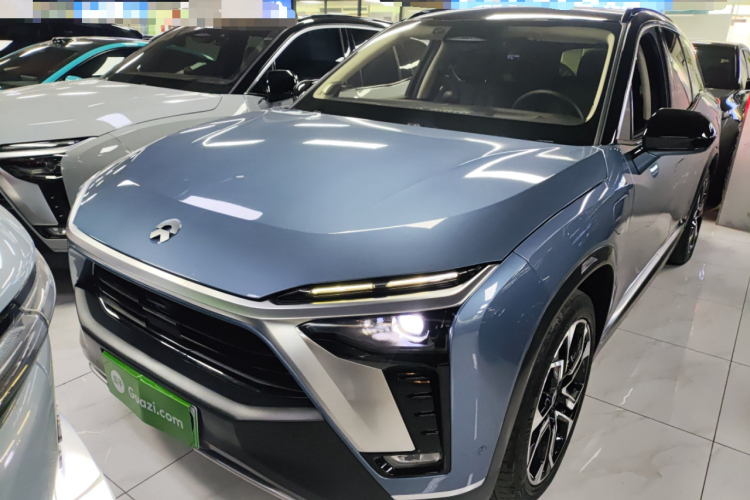 蔚来ES8 2020款 580KM 签名版 六座版车身外观2