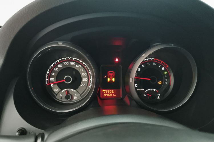 三菱 帕杰罗（平行进口） 中控内饰14