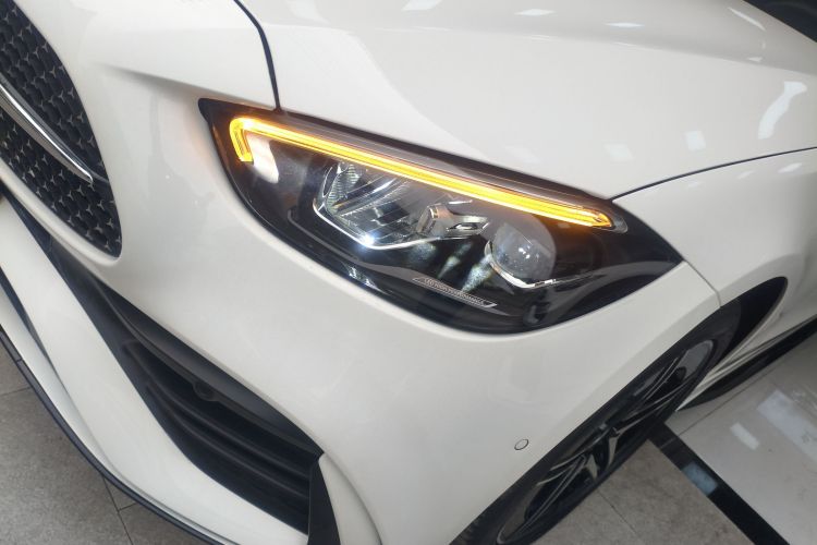 奔驰C级 2023款 改款 C 260 L 皓夜运动版局部细节36