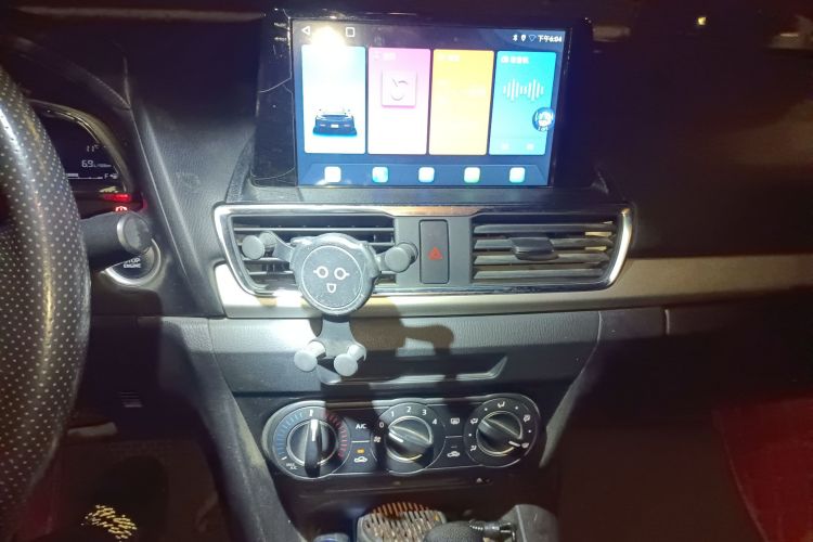 马自达3 昂克赛拉 2016款 三厢 1.5L 自动舒适型中控内饰16