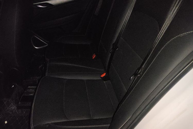 吉利汽车 帝豪 2019款 领军版 1.5L CVT向上互联型 国VI中控内饰21