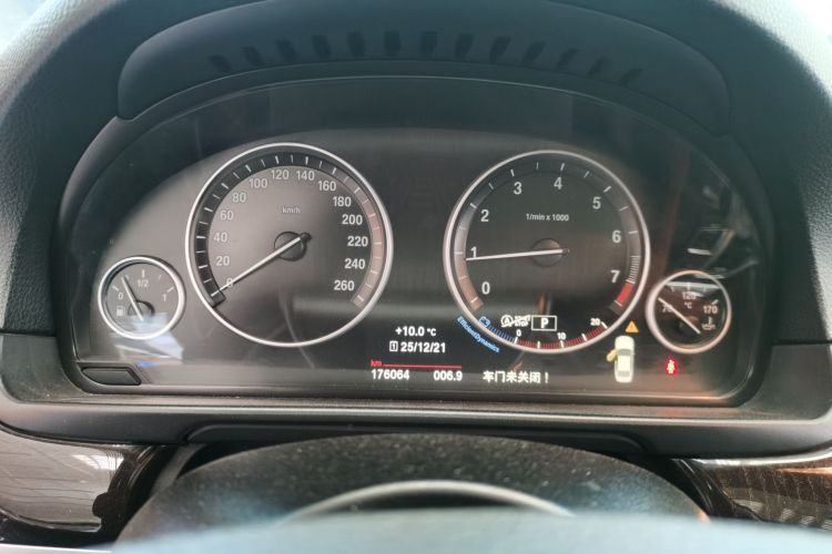 宝马5系 2014款 528Li xDrive领先型中控内饰14