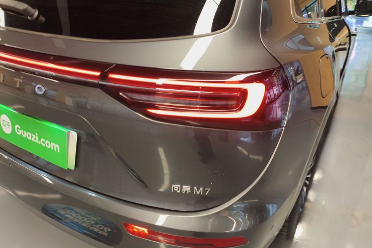 鸿蒙智行 问界M7 2024款 1.5T 智驾四驱Ultra版 5座车身外观9