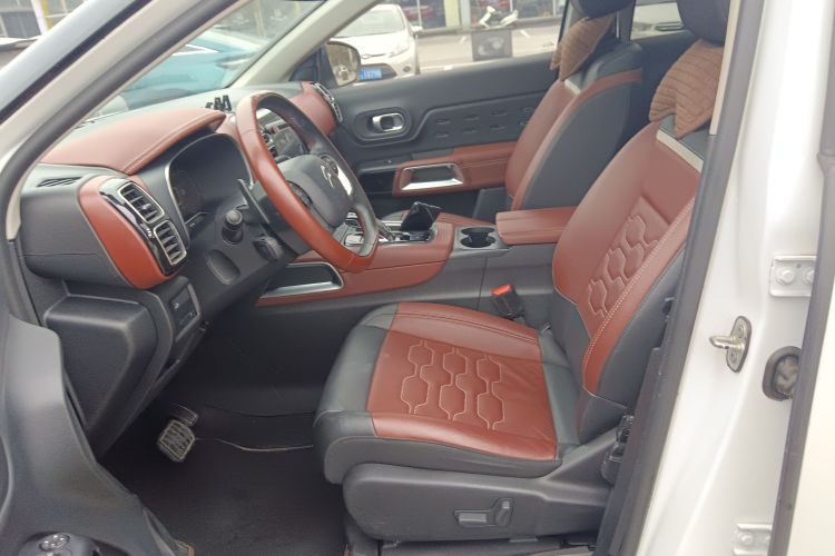 雪铁龙 天逸 C5 AIRCROSS 2020款 400THP 尊享型中控内饰19