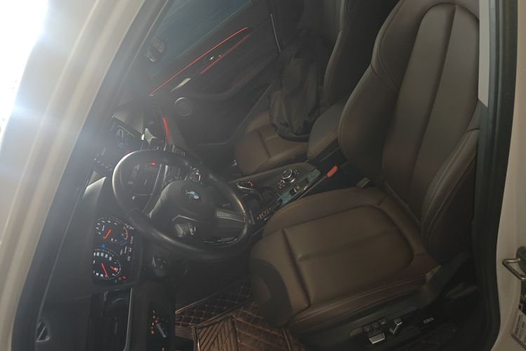 宝马X1 2022款 sDrive20Li 尊享型局部细节19