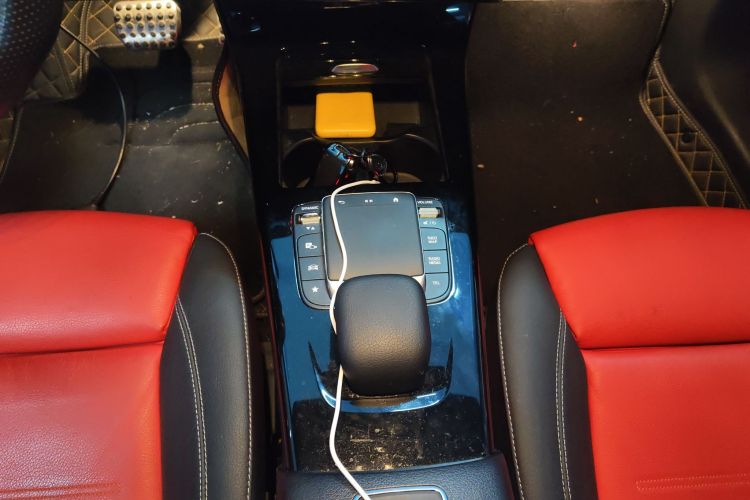 奔驰A级AMG 2024款 AMG A 35 L 4MATIC中控内饰18