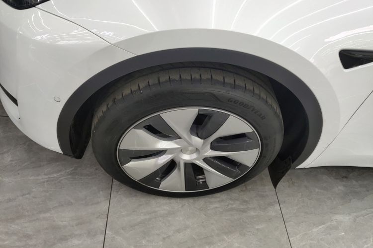 特斯拉 Model Y 2022款 改款 后轮驱动版车身外观6007