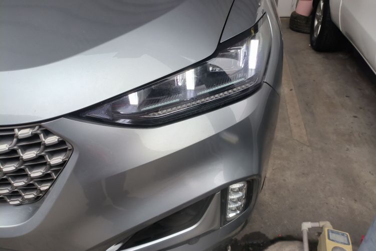 魏牌 VV6 2021款 2.0T 两驱智享+局部细节36