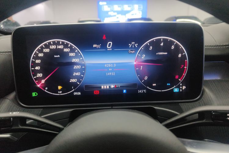 奔驰C级 2023款 改款 C 200 L 运动版中控内饰14