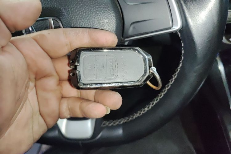 本田 雅阁 2022款 260TURBO 豪华版中控内饰7001