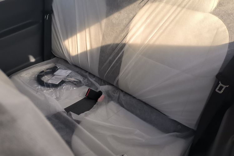 吉利银河 2025款 210km 熊猫卡丁中控内饰21