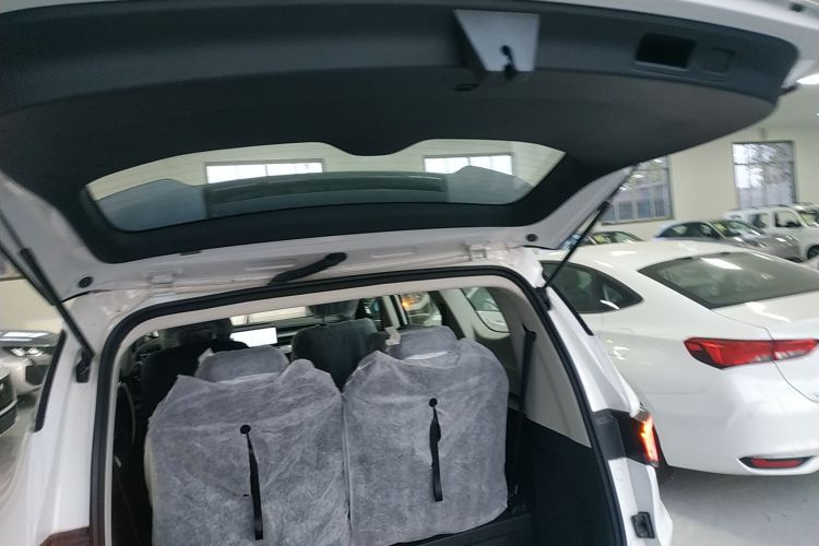 吉利汽车 2023款 嘉际L 1.5TD  DCT舒适型局部细节23