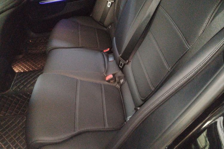 奔驰C级 2024款 改款三 C 260 L中控内饰21