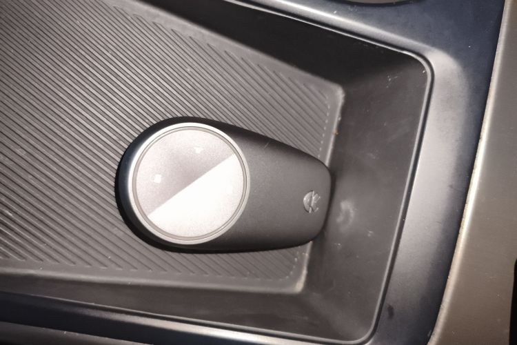 蔚来ES6 2022款 75kWh 签名版中控内饰11