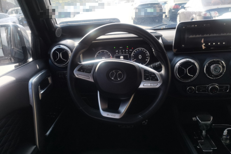 北京越野 北京BJ40 2019款 PLUS 2.3T 自动四驱旗舰版 国VI中控内饰13