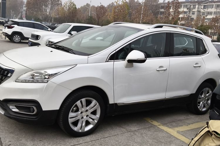 标致3008 2018款 2.0L 自动经典版车身外观4