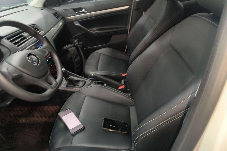 大众 2019款 朗逸启航 1.5L 自动风尚版 国VI中控内饰19