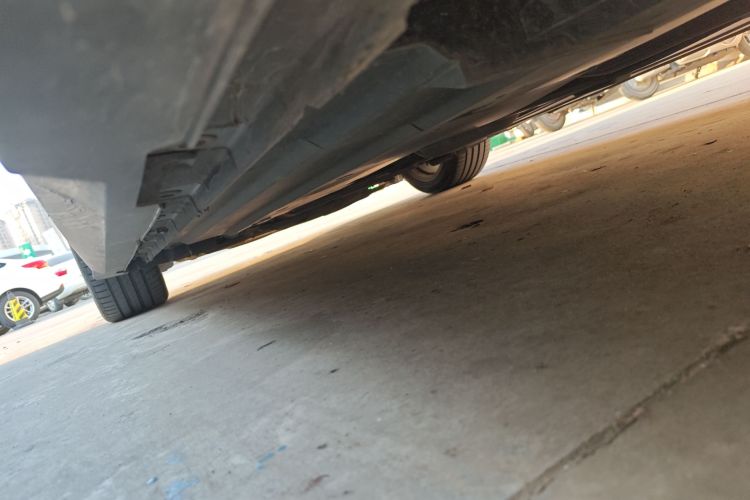 长安UNI-V 2022款 1.5T 尊贵型局部细节9002