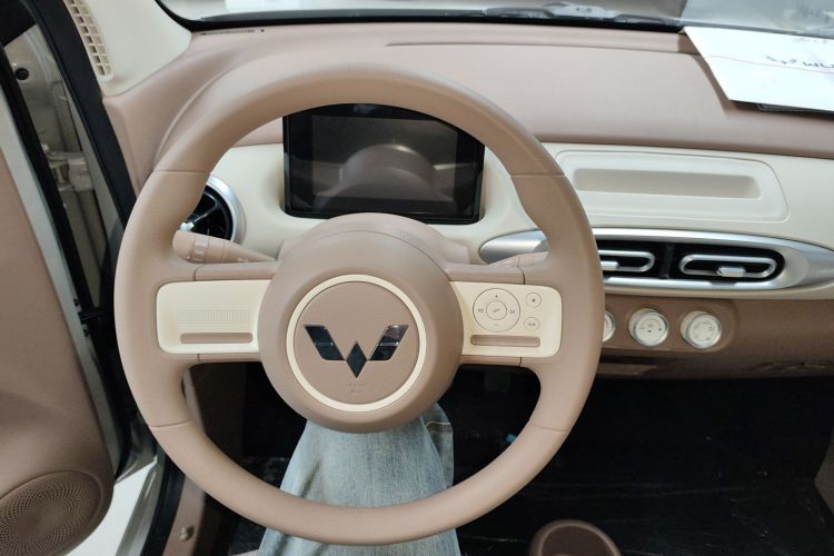 五菱汽车 宏光MINIEV 2025款 四门版 进阶款中控内饰13