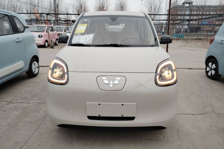 五菱汽车 宏光MINIEV 2025款 四门版 进阶款车身外观2