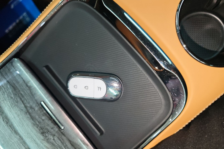 零跑汽车 零跑C11 2024款 增程 300尊享版中控内饰11