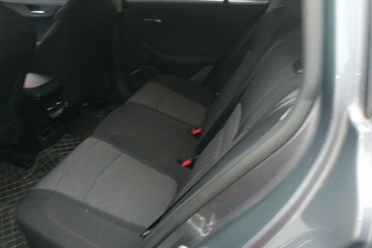 荣威i5 2023款 1.5L 手动舒享版中控内饰21