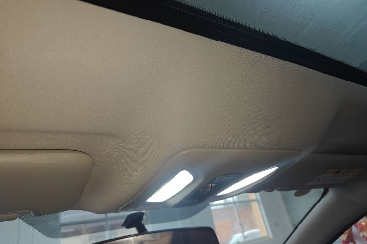 长安 逸动 2023款 畅享版 PLUS 蓝鲸NE 1.4T GDI DCT尊贵版中控内饰22