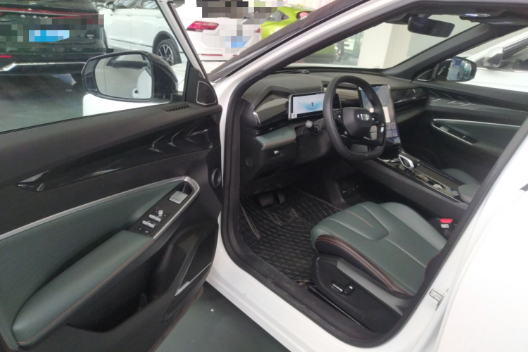 吉利汽车 博越 2024款 1.5TD 智联+中控内饰20