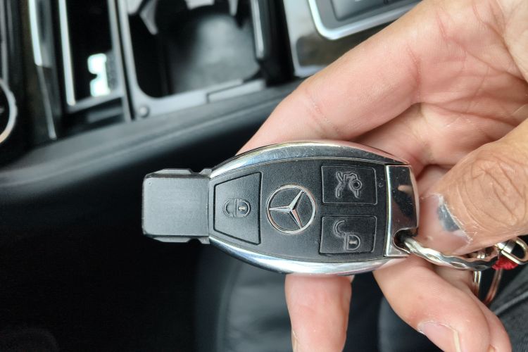 奔驰CLS 2012款 CLS 300 CGI中控内饰7001