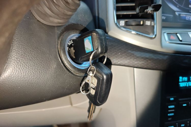 雪佛兰 科帕奇 2014款 2.4L 两驱城市版 5座中控内饰11