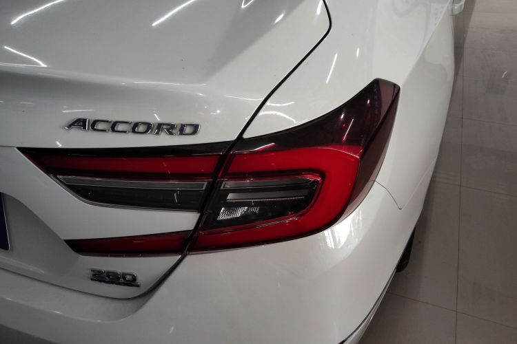 本田 雅阁 2022款 260TURBO 豪华版车身外观6006