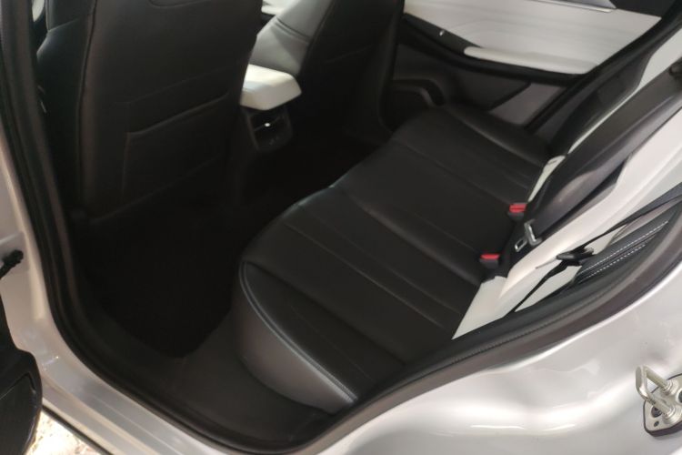 东风风神 皓瀚 2023款 DH-i 1.5T 尊贵版中控内饰7004