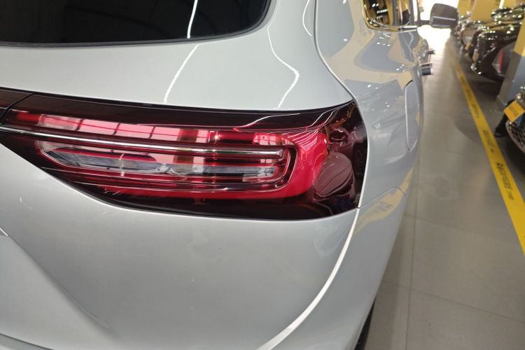 鸿蒙智行 问界M7 2024款 1.5T 后驱Plus版 5座车身外观9